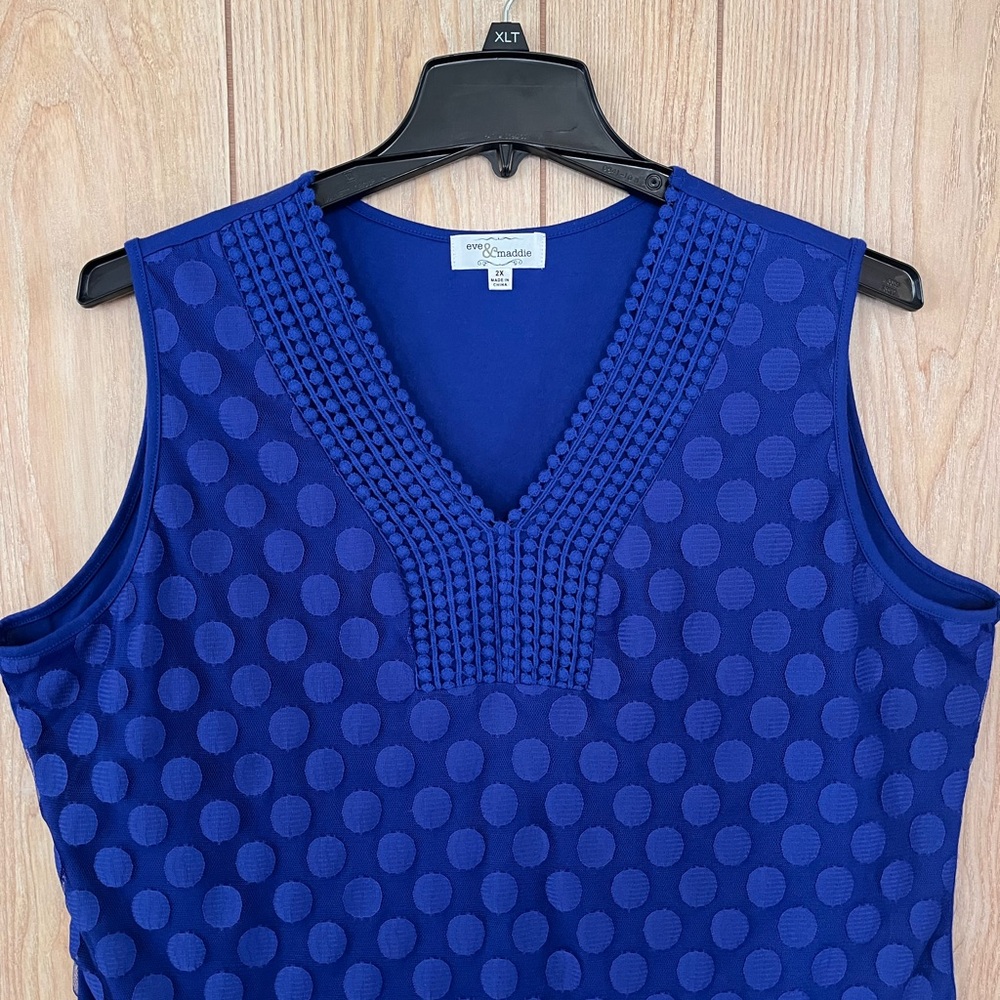 Eve & Maddie Women’s Sleeveless V-Neck Polka Dot Top - Royal Blue - Picture 3 of 12